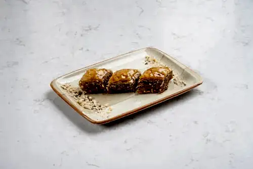 Homemade Village Style Walnut – 3pcs